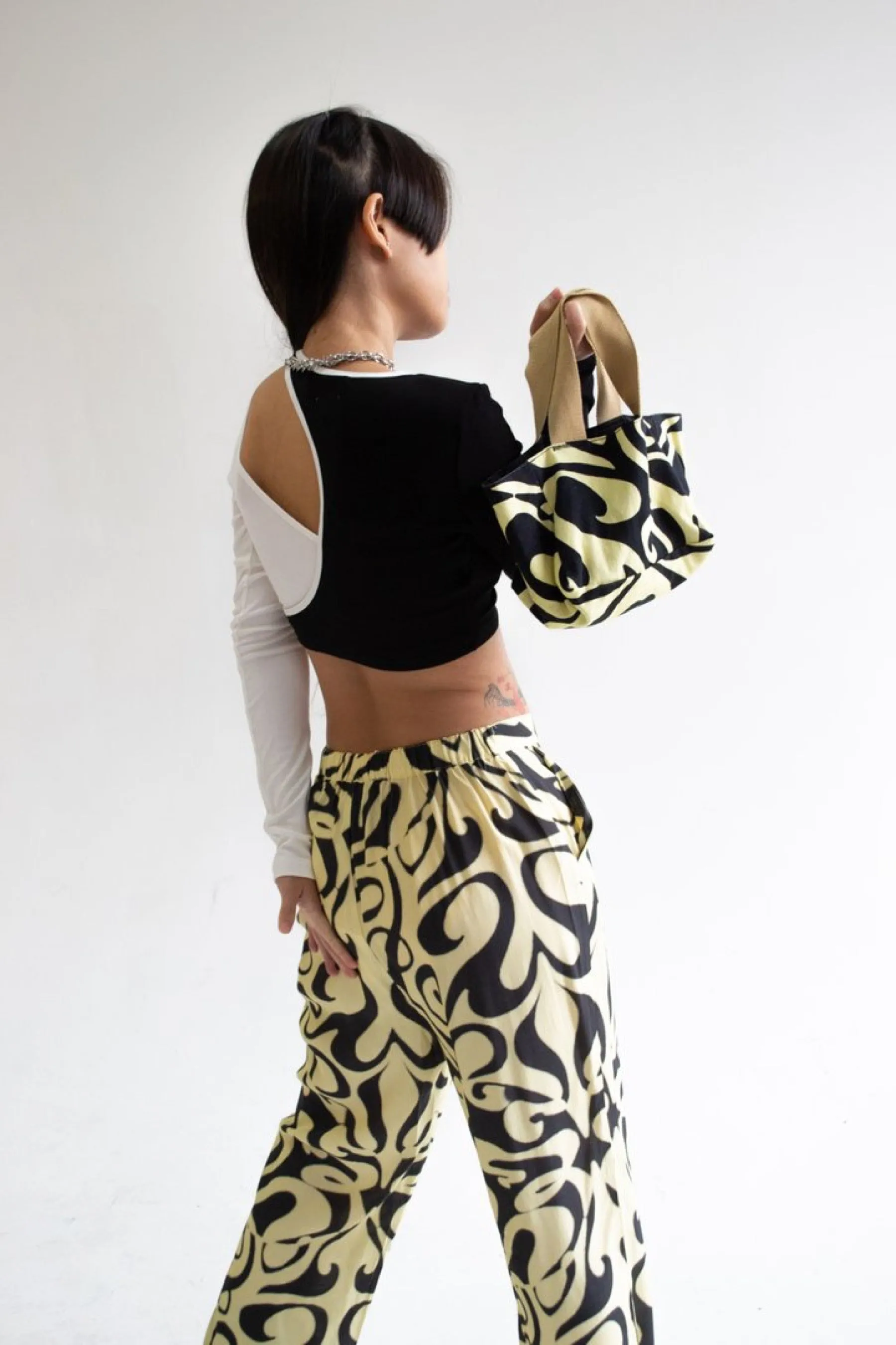 Black   White Leo Crop Top