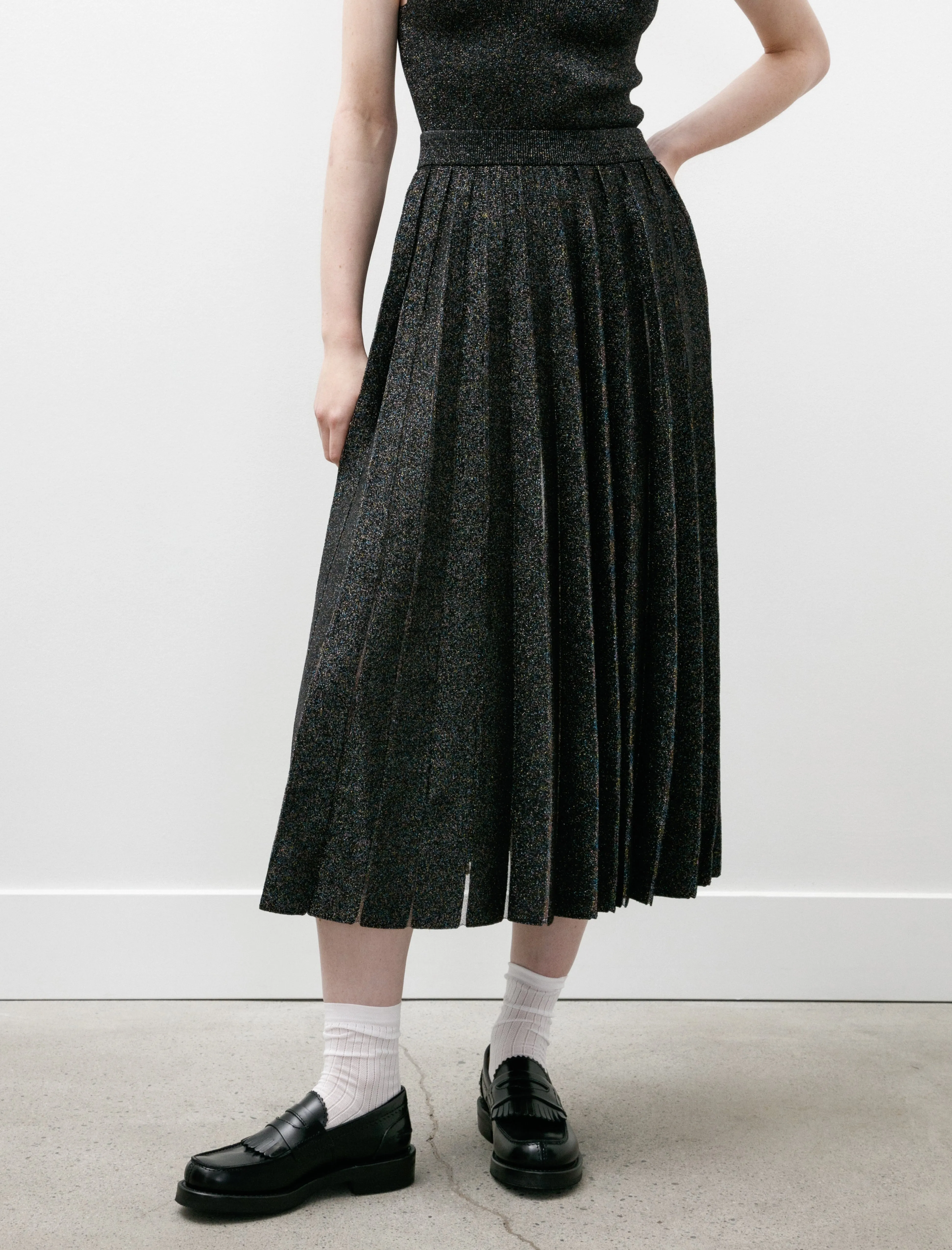 Glitter Pleated Knit Skirt Black