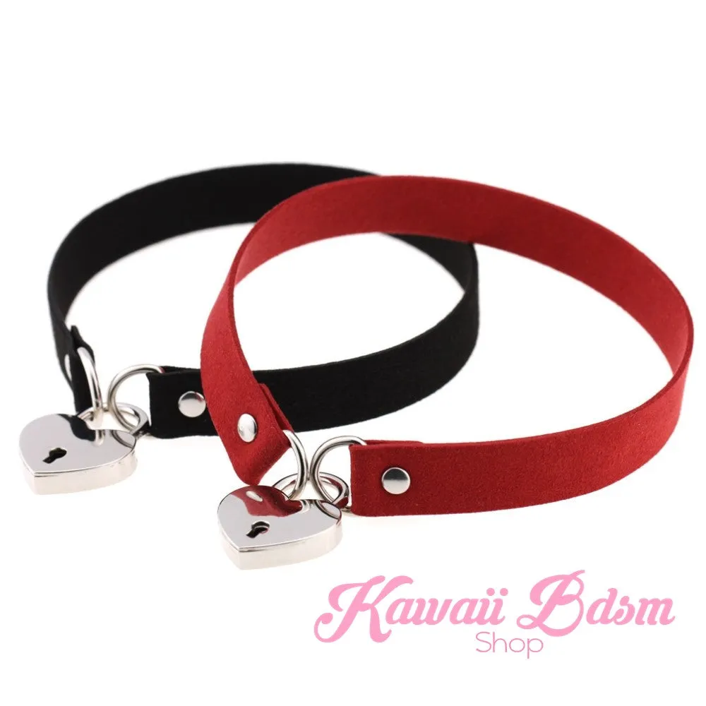 Heart Padlock Day collar