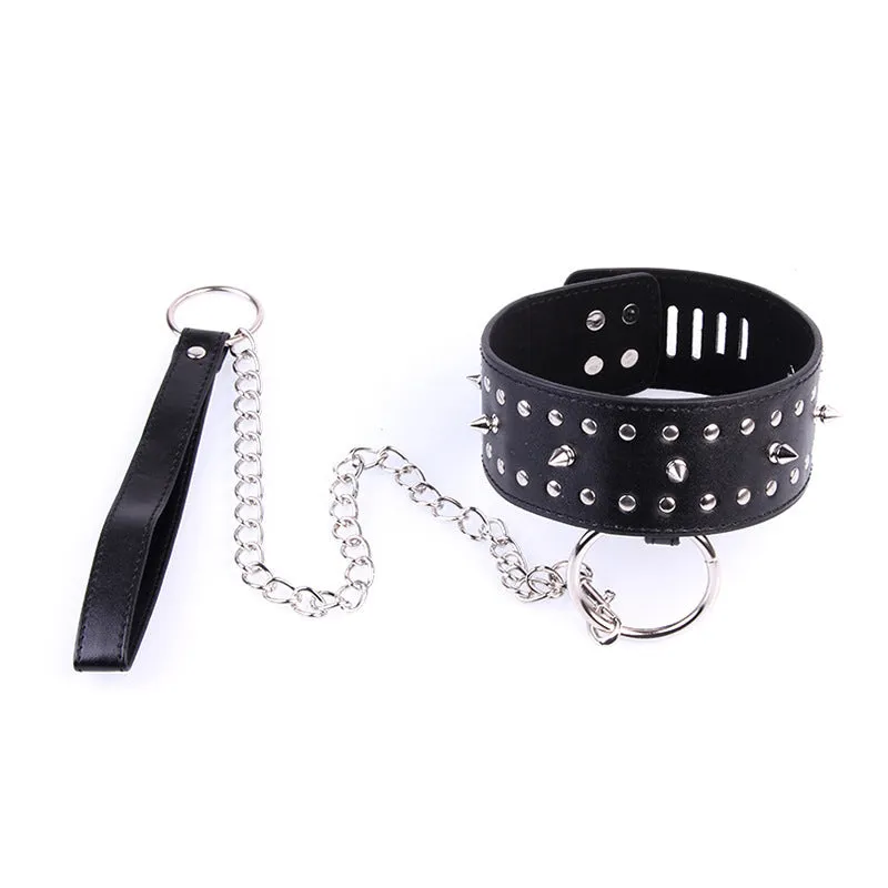 Kinky Spiked Collar and Lead