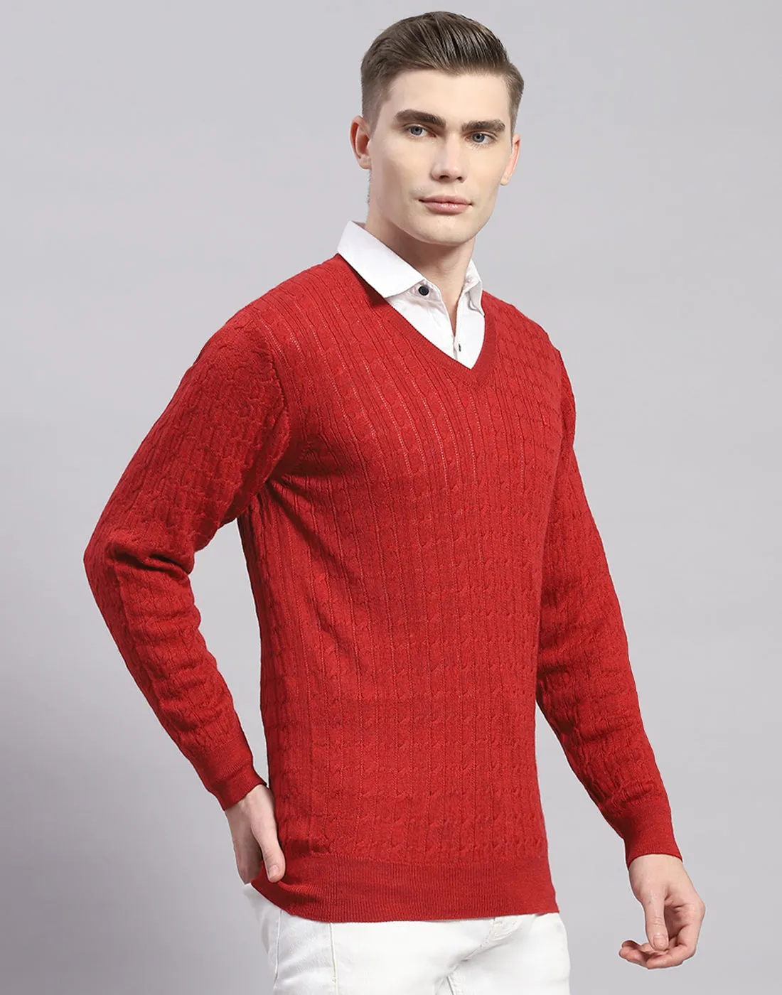 Men Red Solid V Neck Full Sleeve Pullover