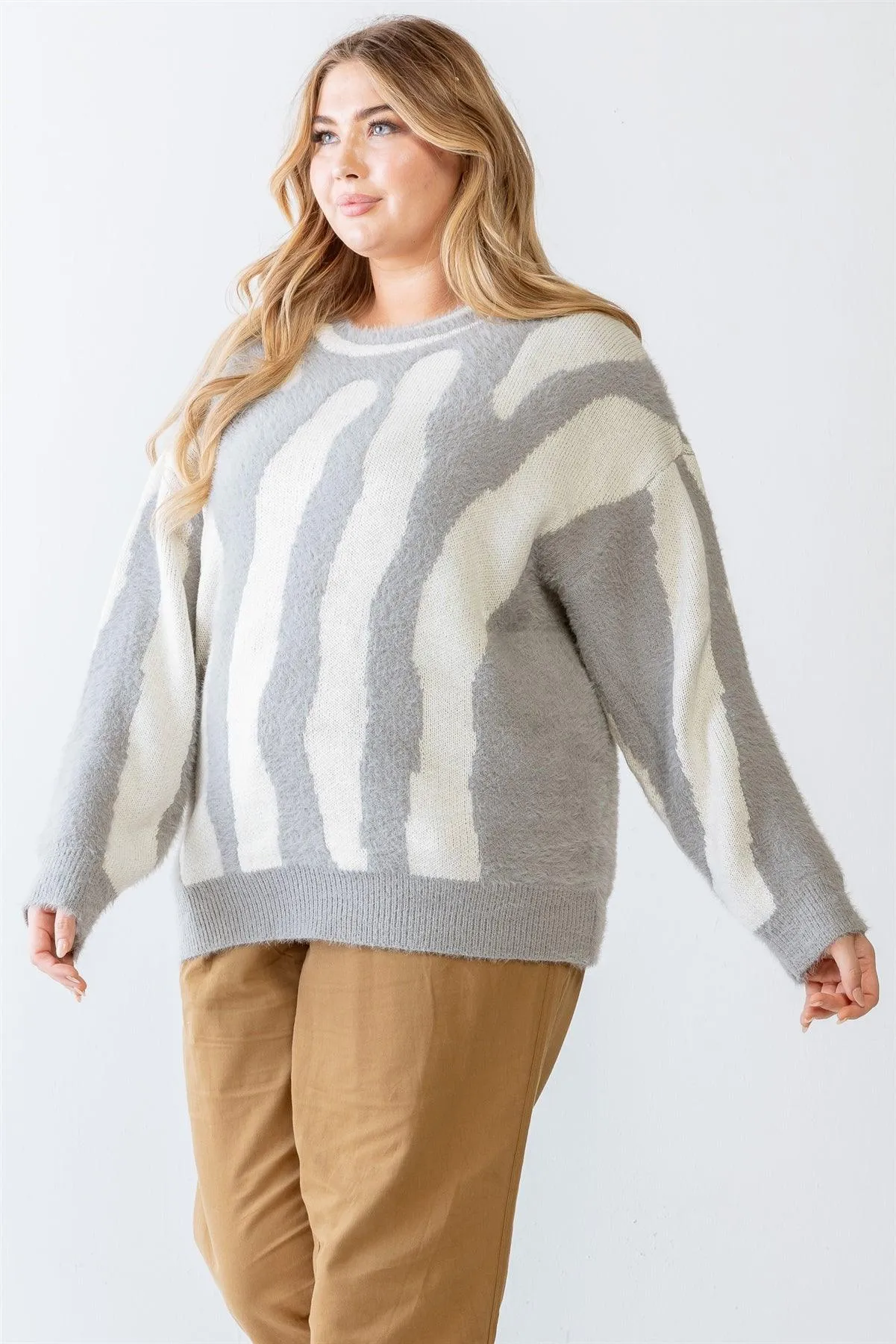 Plus Size Grey Knit Fuzzy Animal Print Sweater /2-2-1