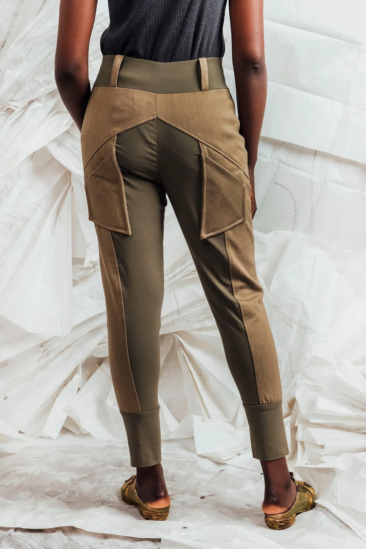 SL25 ENZI SLIM LINE PANTS - OLIVE KHAKI