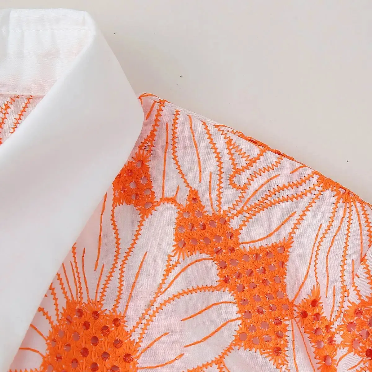 TEEK - Orange Daisy Embroidery Crop Shirt