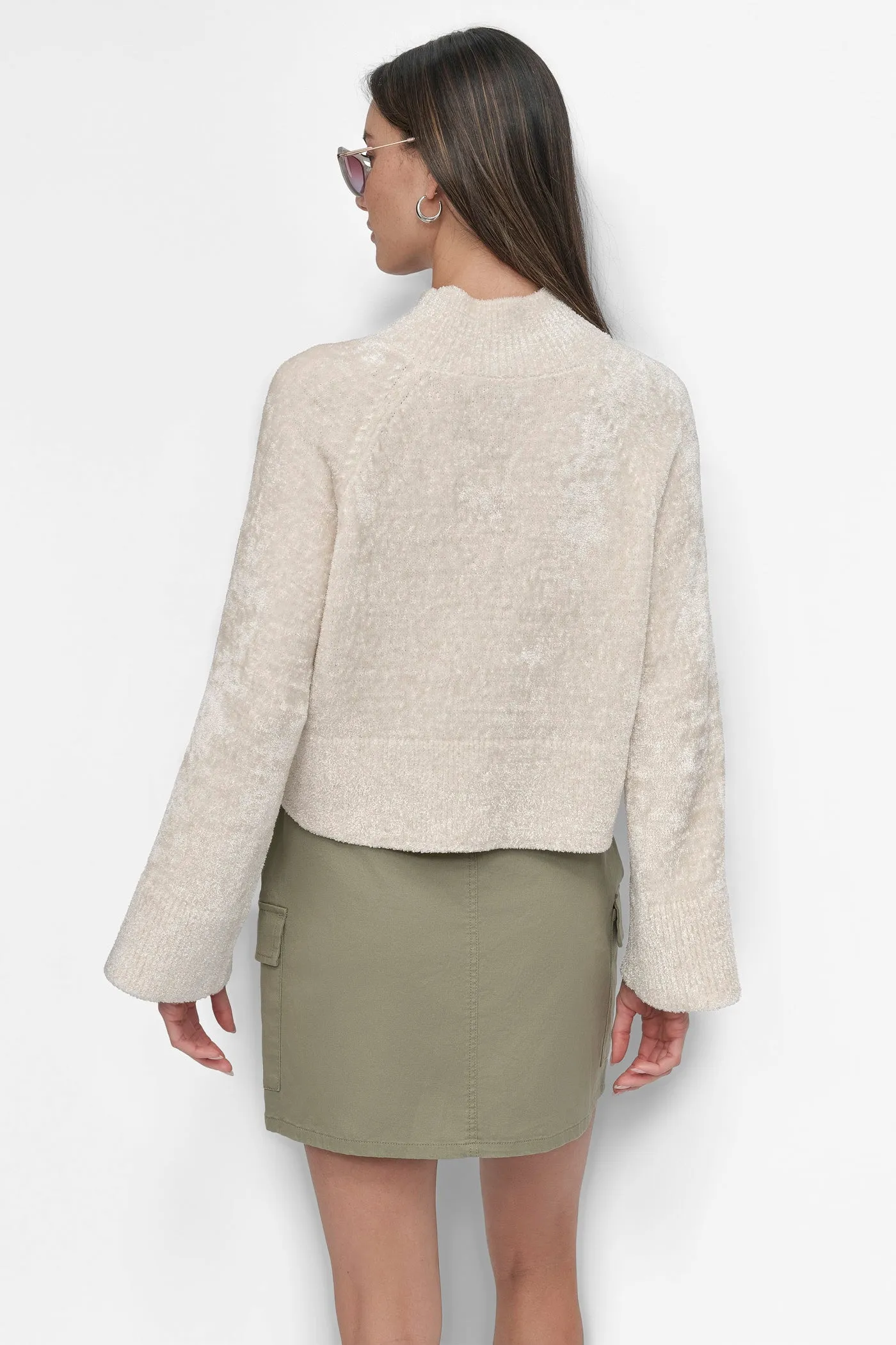 WIDE SLEEVE CROPPED SWEATER